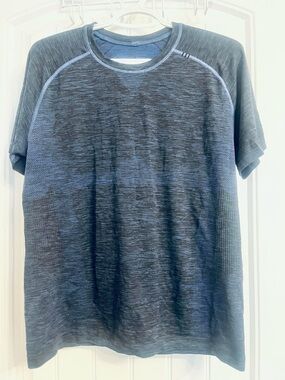 lululemon athletica Men's Short Sleeve Crew Tee